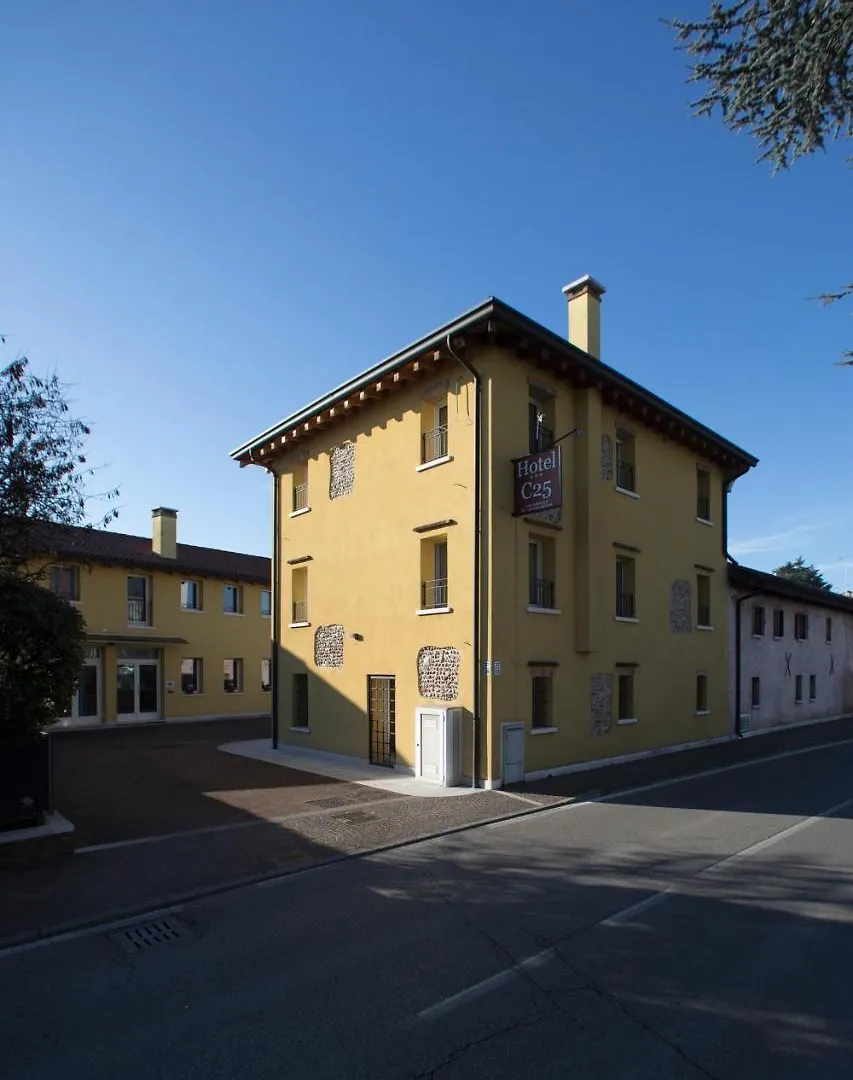 Hotel C25 Ponzano Veneto